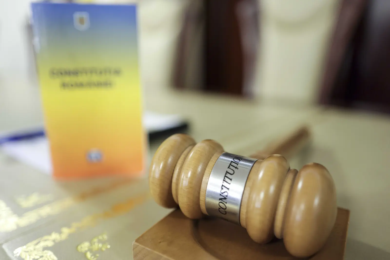 Femeile asigurate pe cont propriu au drept la indemnizația de risc maternal