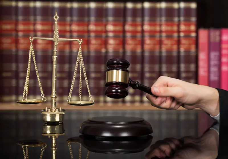 Dosar penal pentru o brașoveancă ce a modificat ilegal o clădire istorică