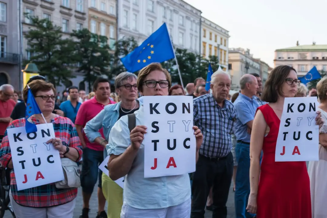 Comisia parlamentară pentru reorganizarea administrativ-teritorială aprobată în Parlament